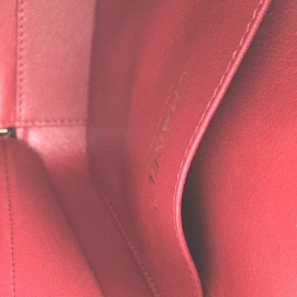 Vanity Case Quilted Small Cc Filigree CrossBodyBag - Picture 7 of 8